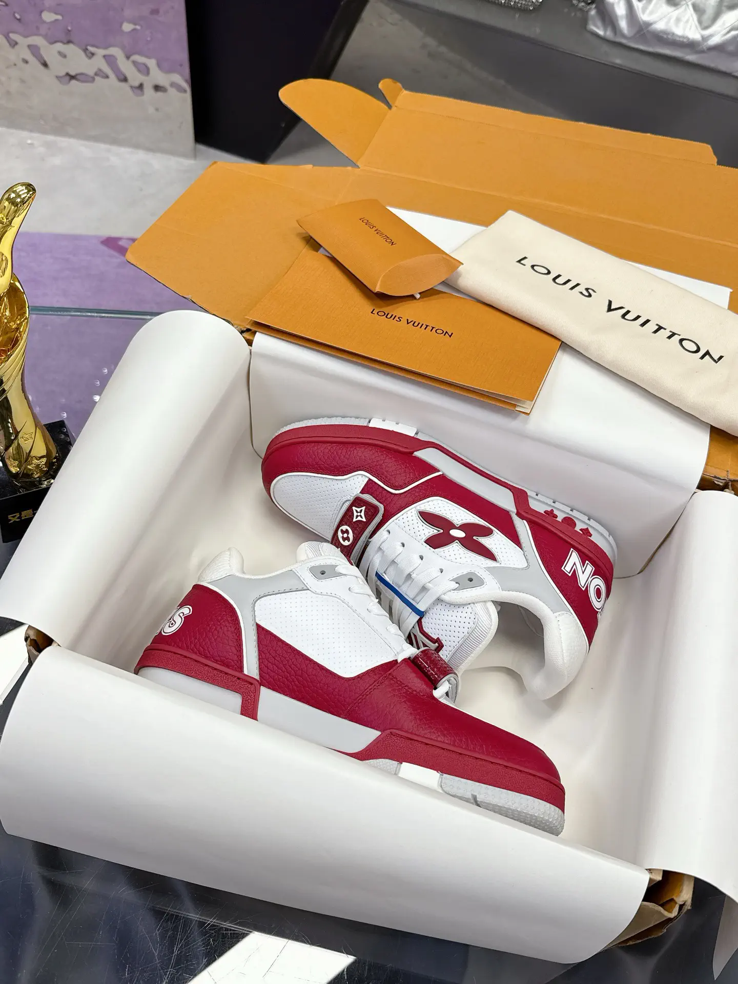 Couple Style Velcro Casual Trainer Sneakers image 1
