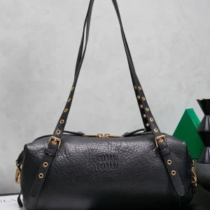 Miu Miu Black Leather Shoulder Bag image 1