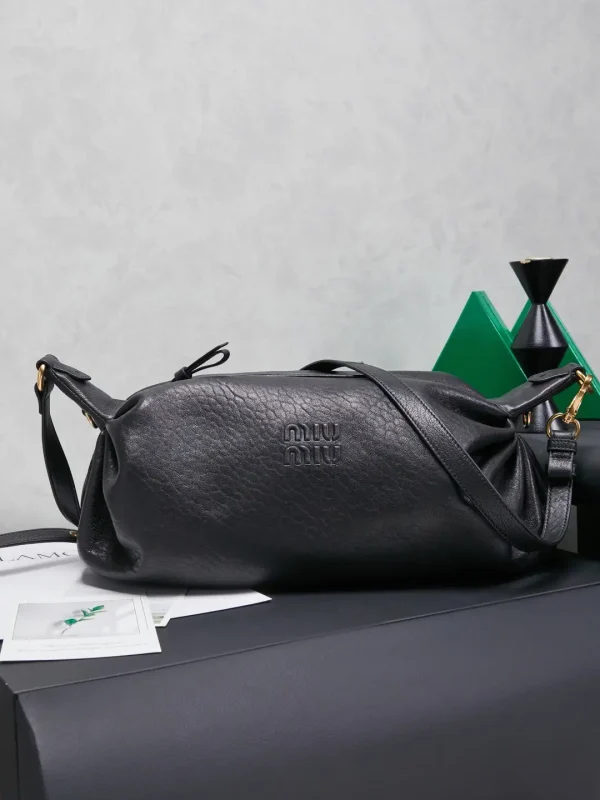 Miu Miu Black Leather Shoulder Bag image 1