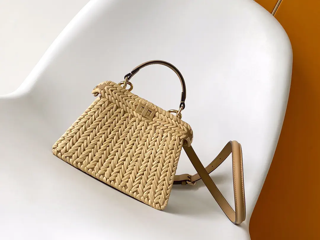 FENDI Peekaboo ISeeU Mini Top Handle Bag image 1