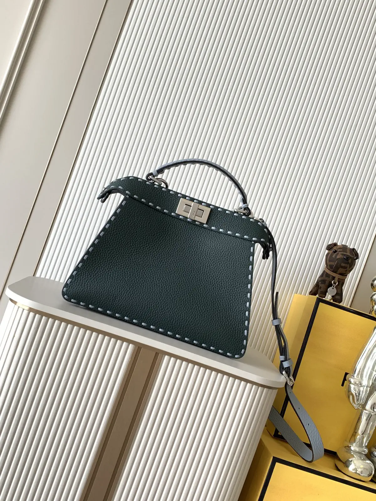 FENDI Peekaboo ISeeU Top Handle Bag image 1