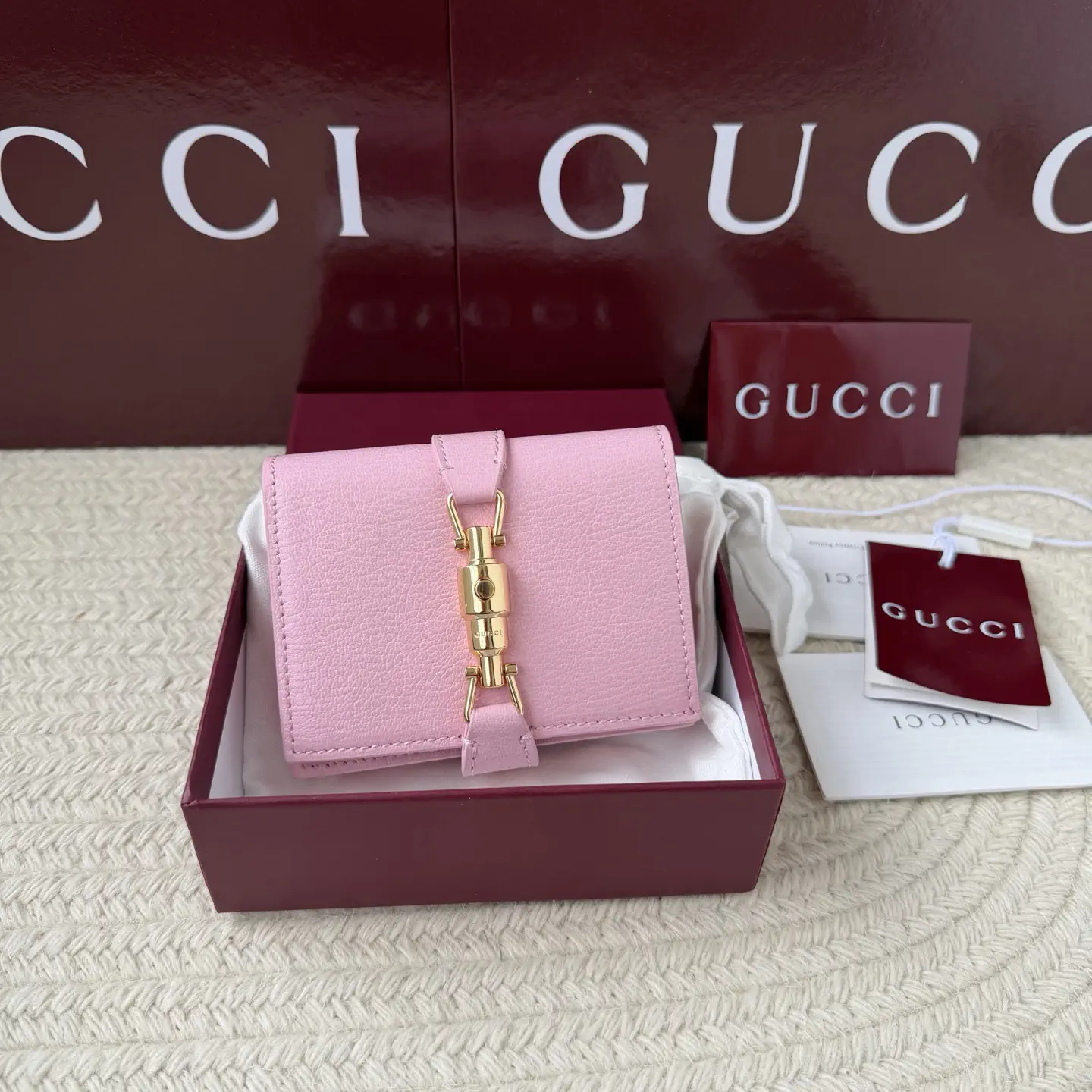 Gucci Pink Wallet with Gold-Tone Clasp image 1
