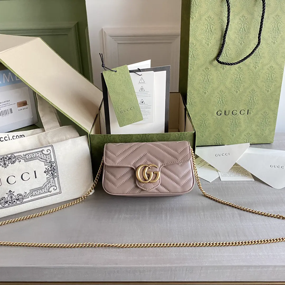 Gucci GG Marmont Quilted Crossbody Bag image 1