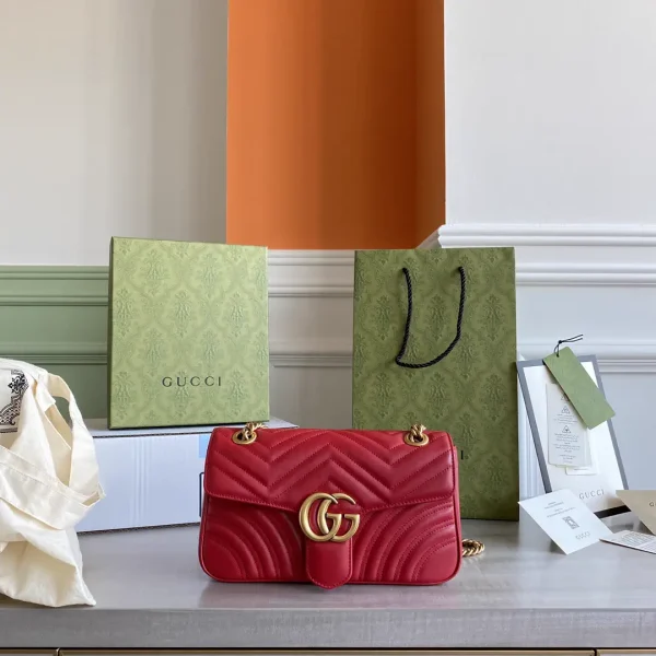 Gucci GG Marmont Quilted Shoulder Bag image 1