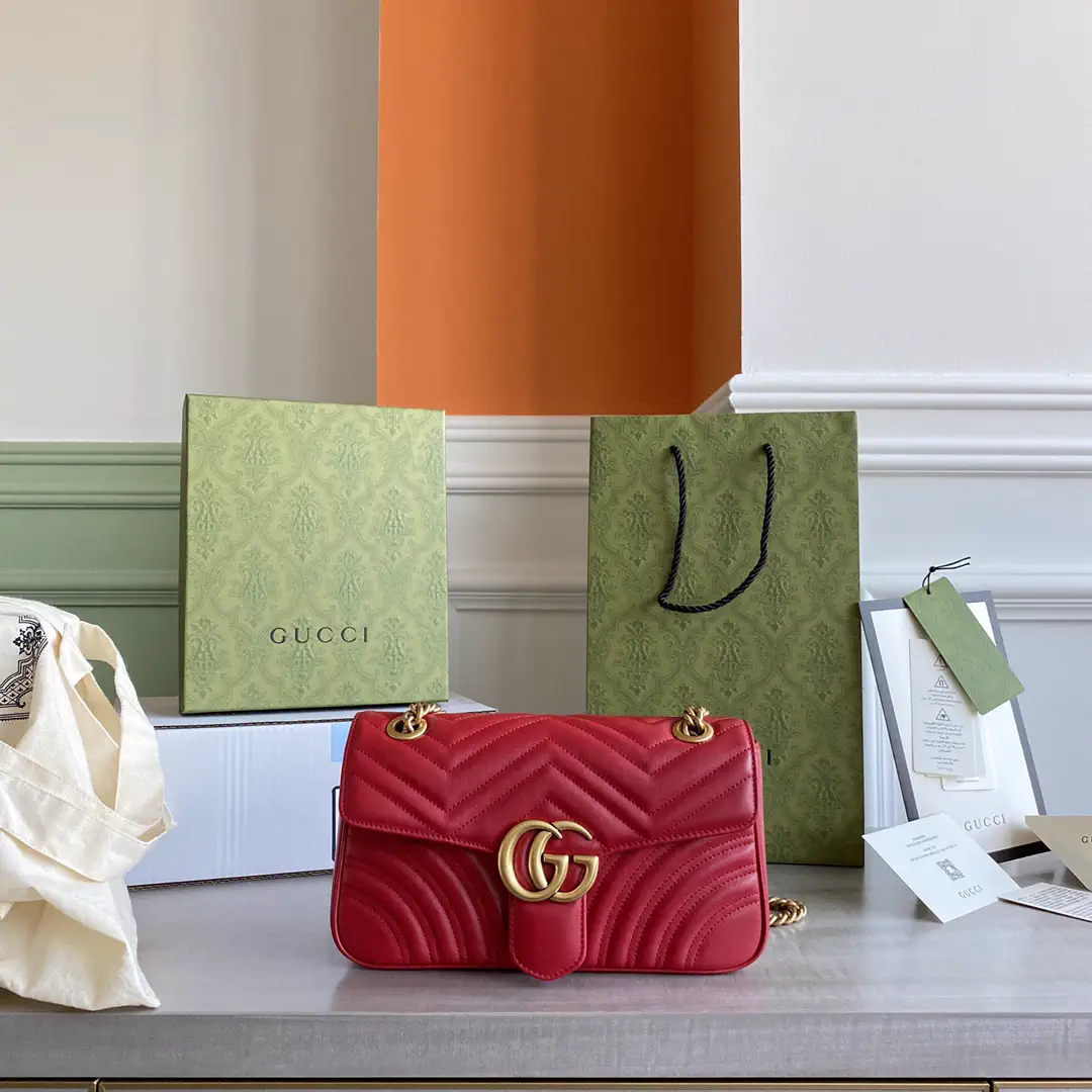 Gucci GG Marmont Quilted Shoulder Bag image 1