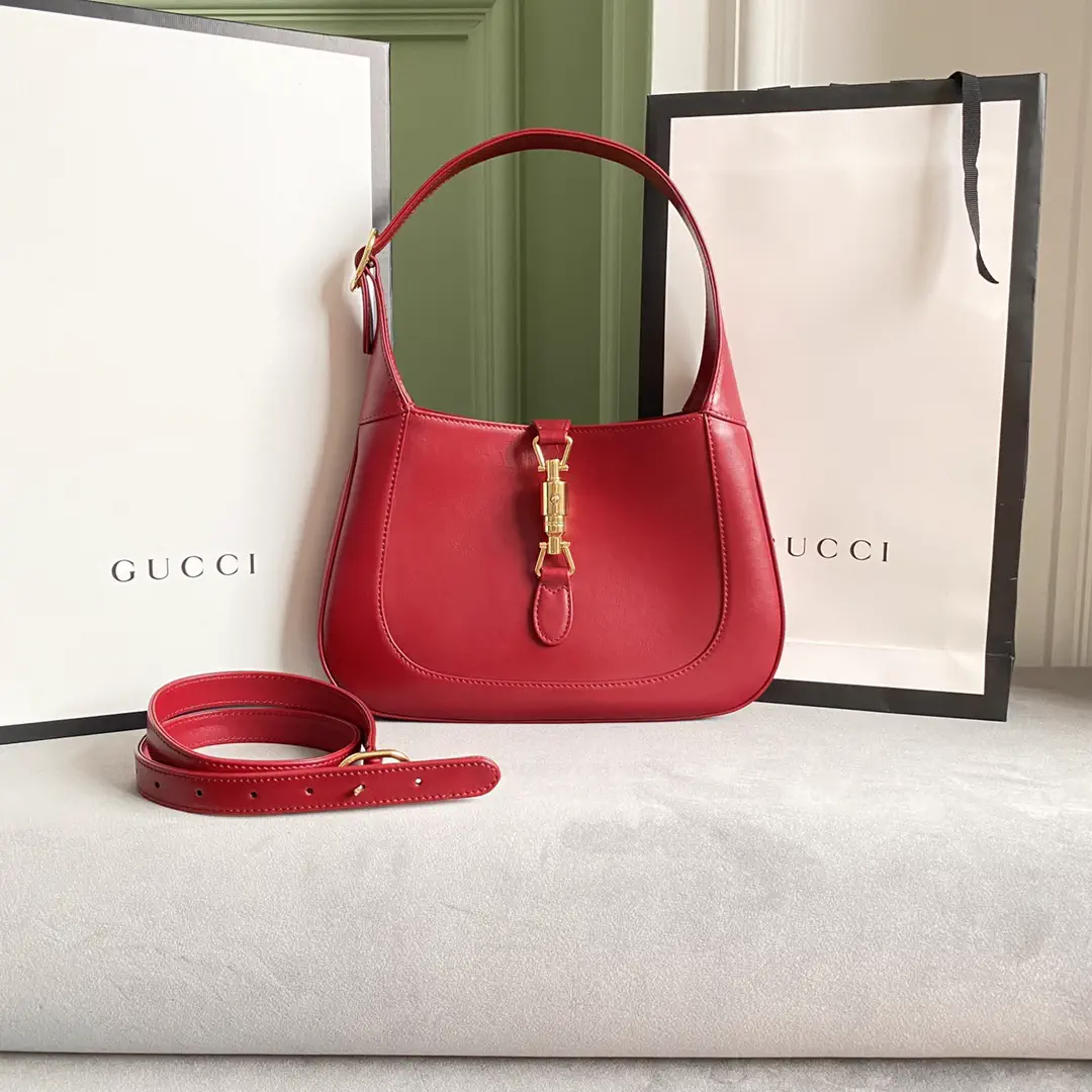 Gucci Red Leather Shoulder Bag image 1