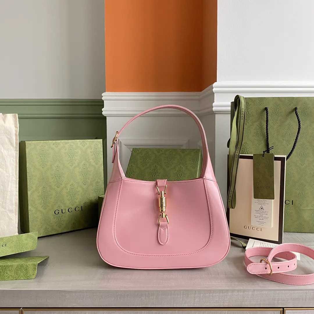 Gucci Pink Leather Shoulder Bag with Detachable Strap image 1