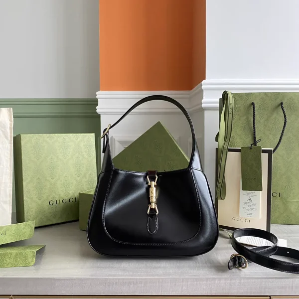 Gucci Black Leather Shoulder Bag with Detachable Strap image 1