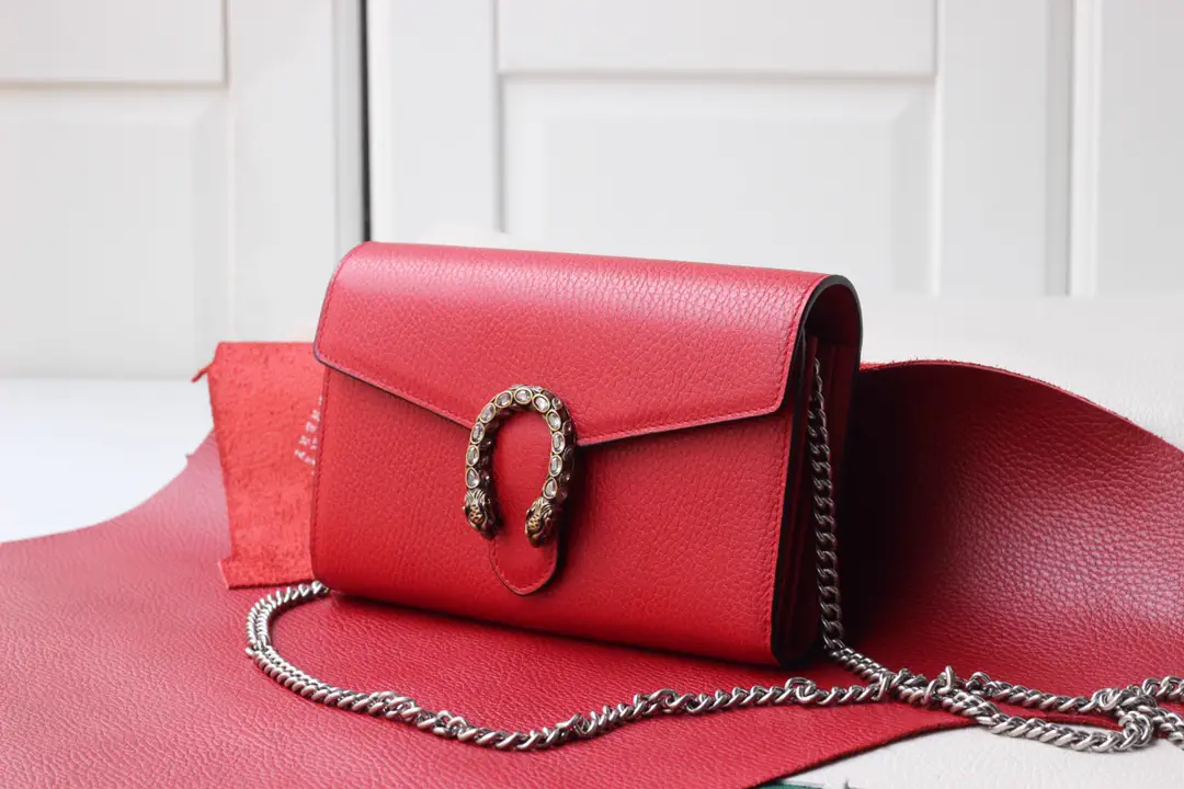 Gucci Red Leather Dionysus Mini Chain Wallet Bag image 1