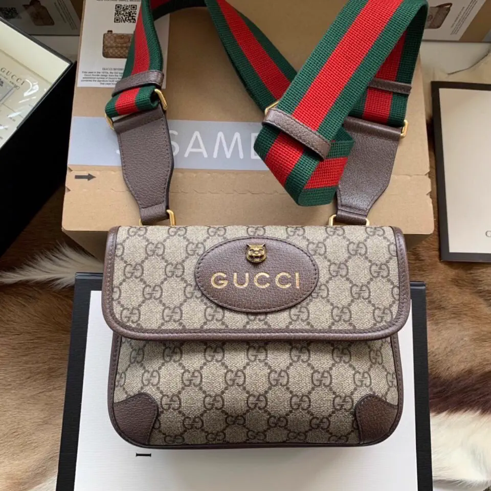 Gucci GG Supreme Mini Messenger Bag image 1