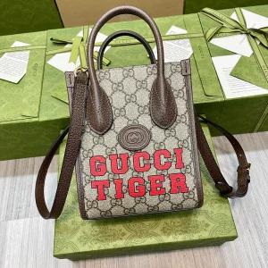 Gucci Gucci Tiger GG Supreme Mini Tote Bag image 1
