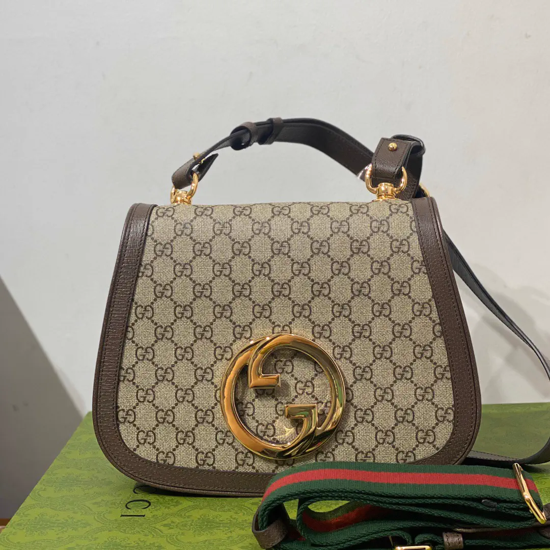 Gucci Blondie Medium Shoulder Bag with Interlocking G image 1