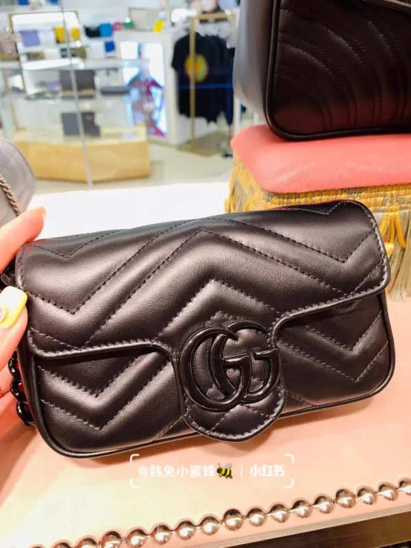 Gucci GG Marmont Mini Quilted Bag image 1