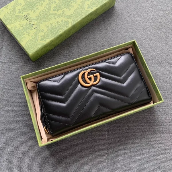 Gucci Marmont Quilted Zip Wallet image 1