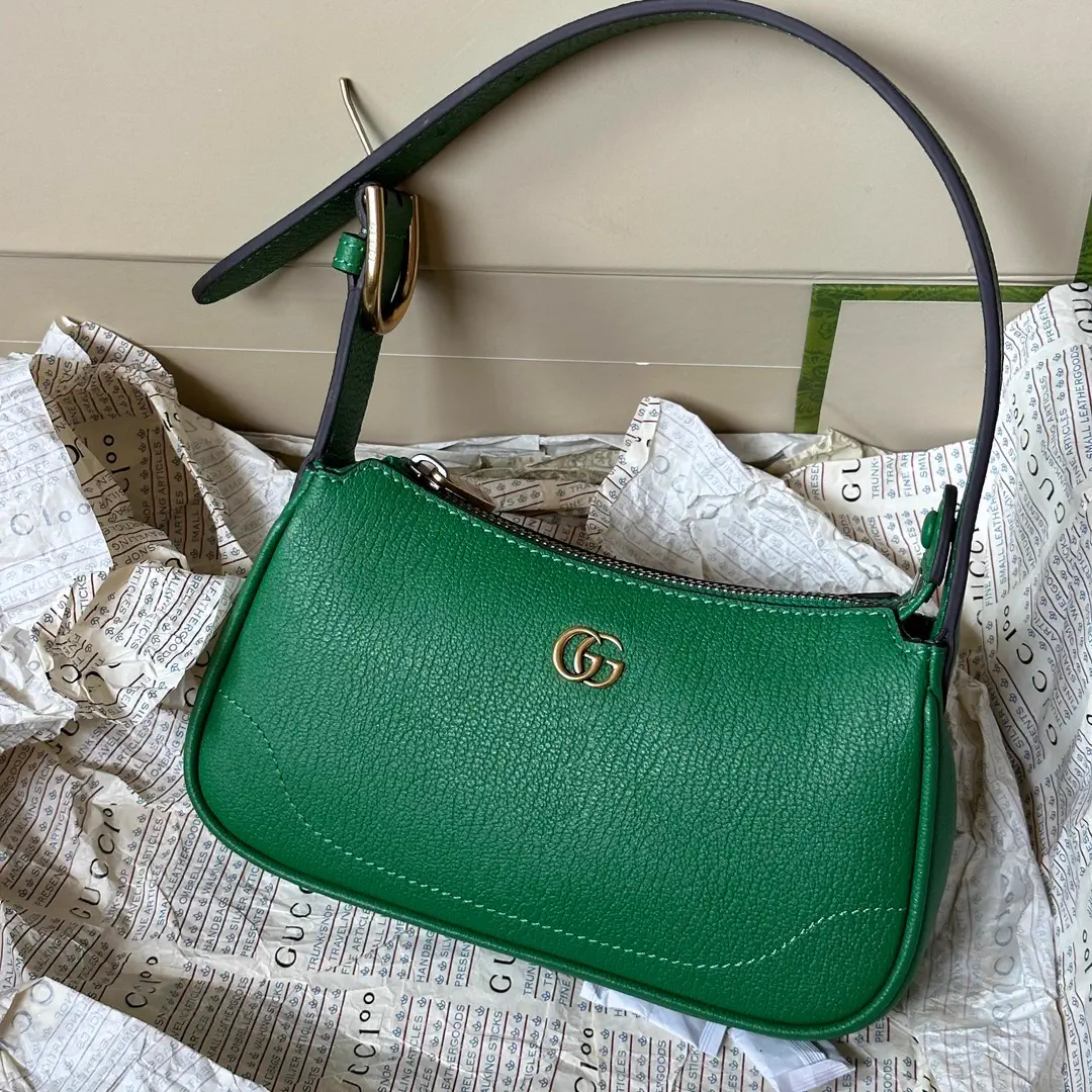 Gucci Green Leather Small Crescent Shoulder Bag image 1
