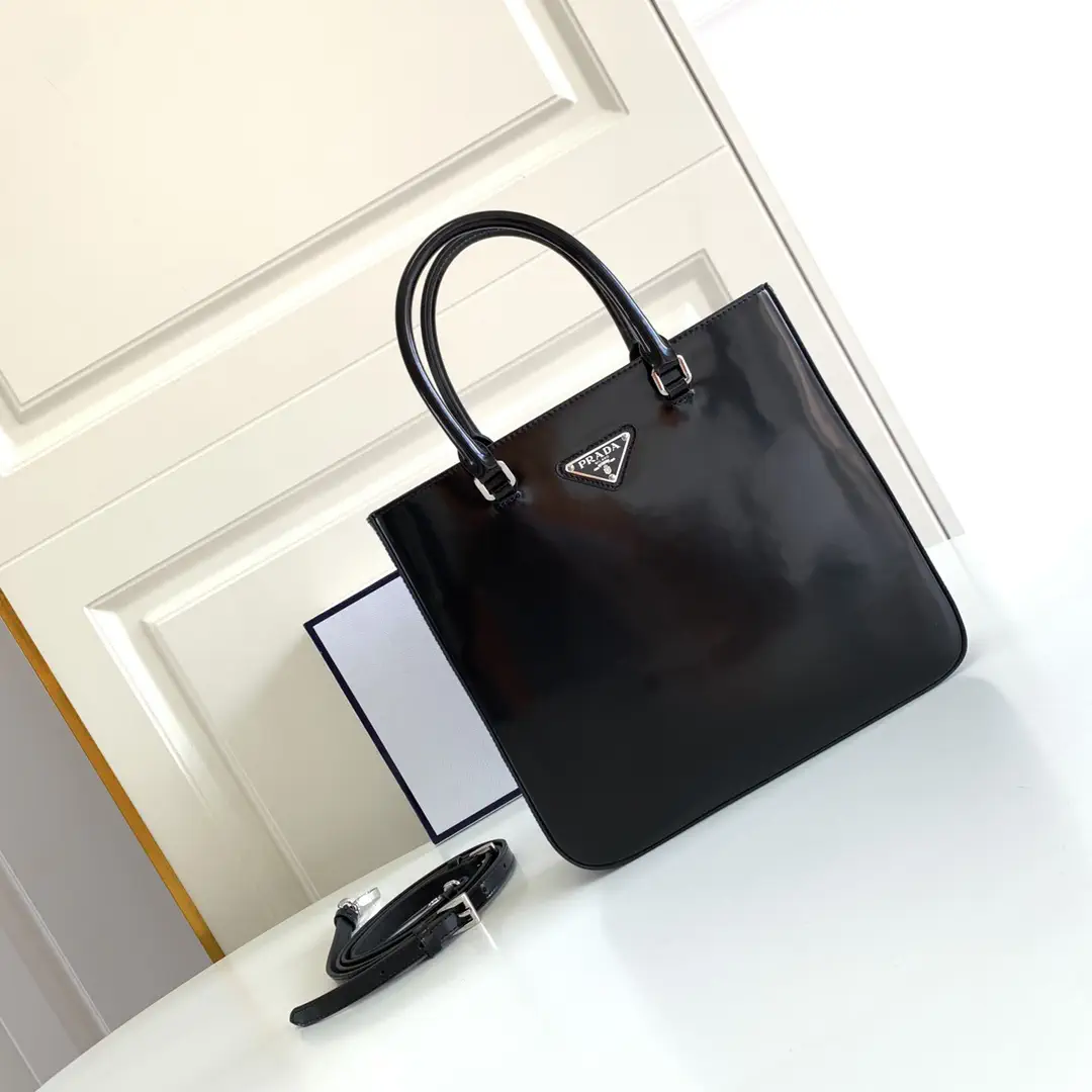 Prada Black Patent Leather Tote Bag image 1