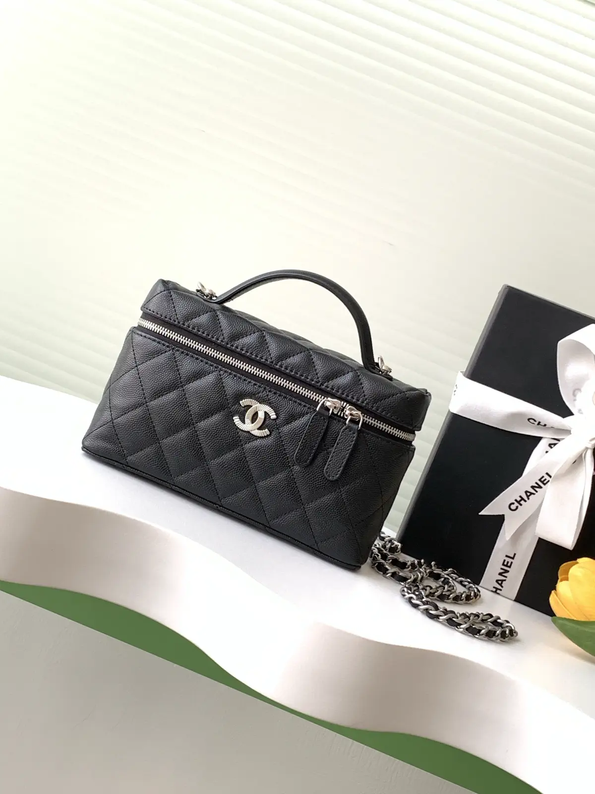 Chanel Quilted Top Handle Clutch Bag with Removable Chain image 1