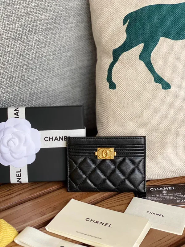 Chanel Quilted Card Holder image 1