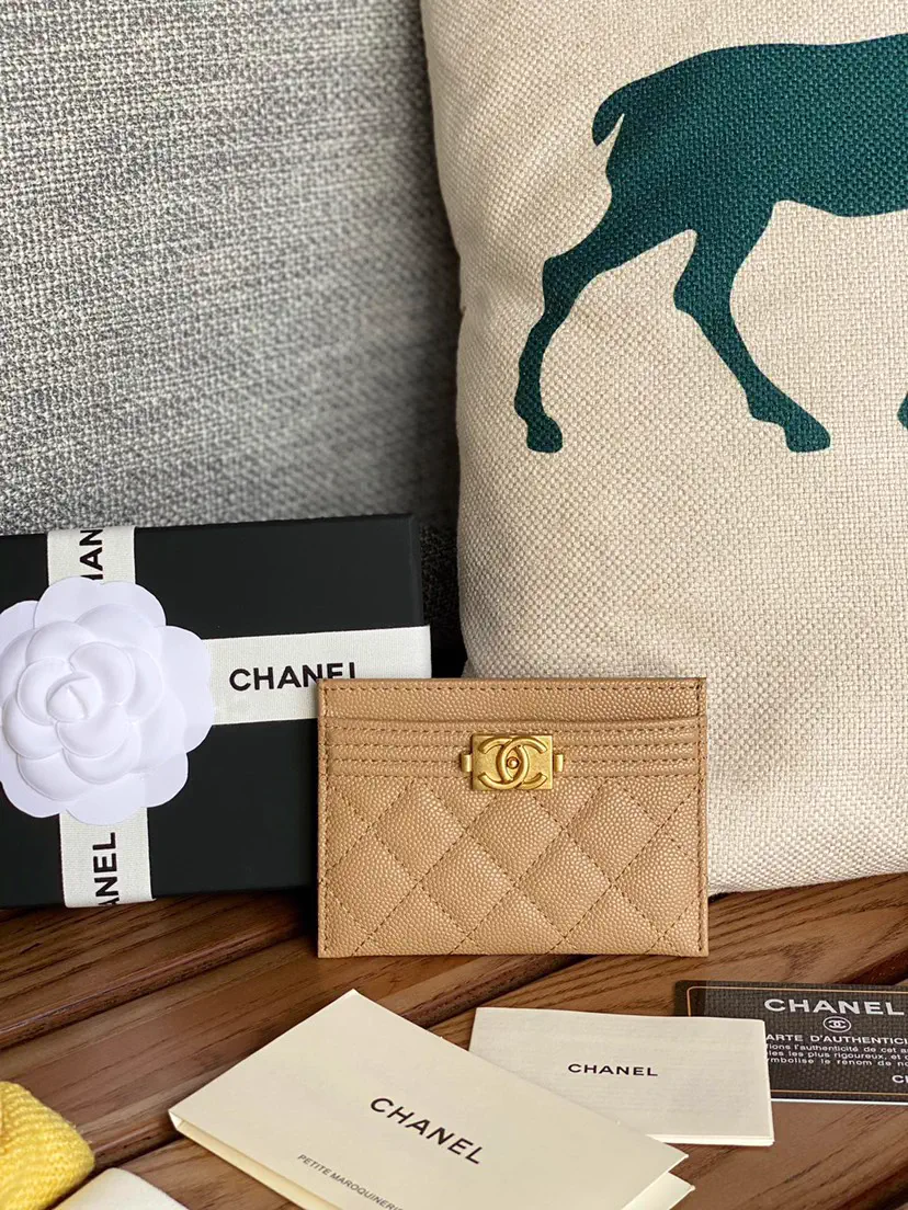 Chanel Quilted Card Holder image 1