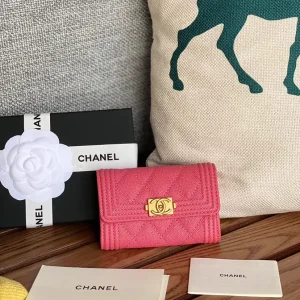 Chanel Quilted Card Holder image 1