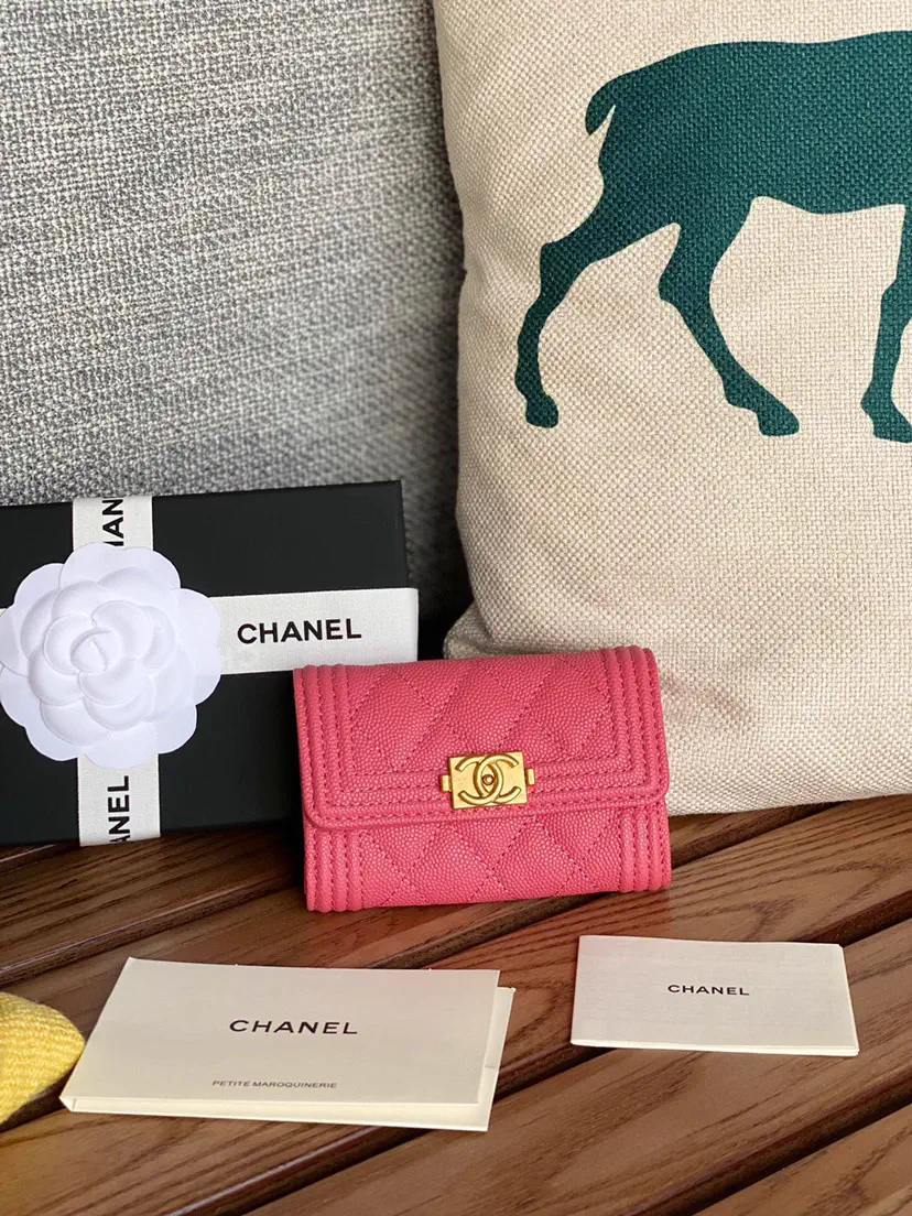 Chanel Quilted Card Holder image 1