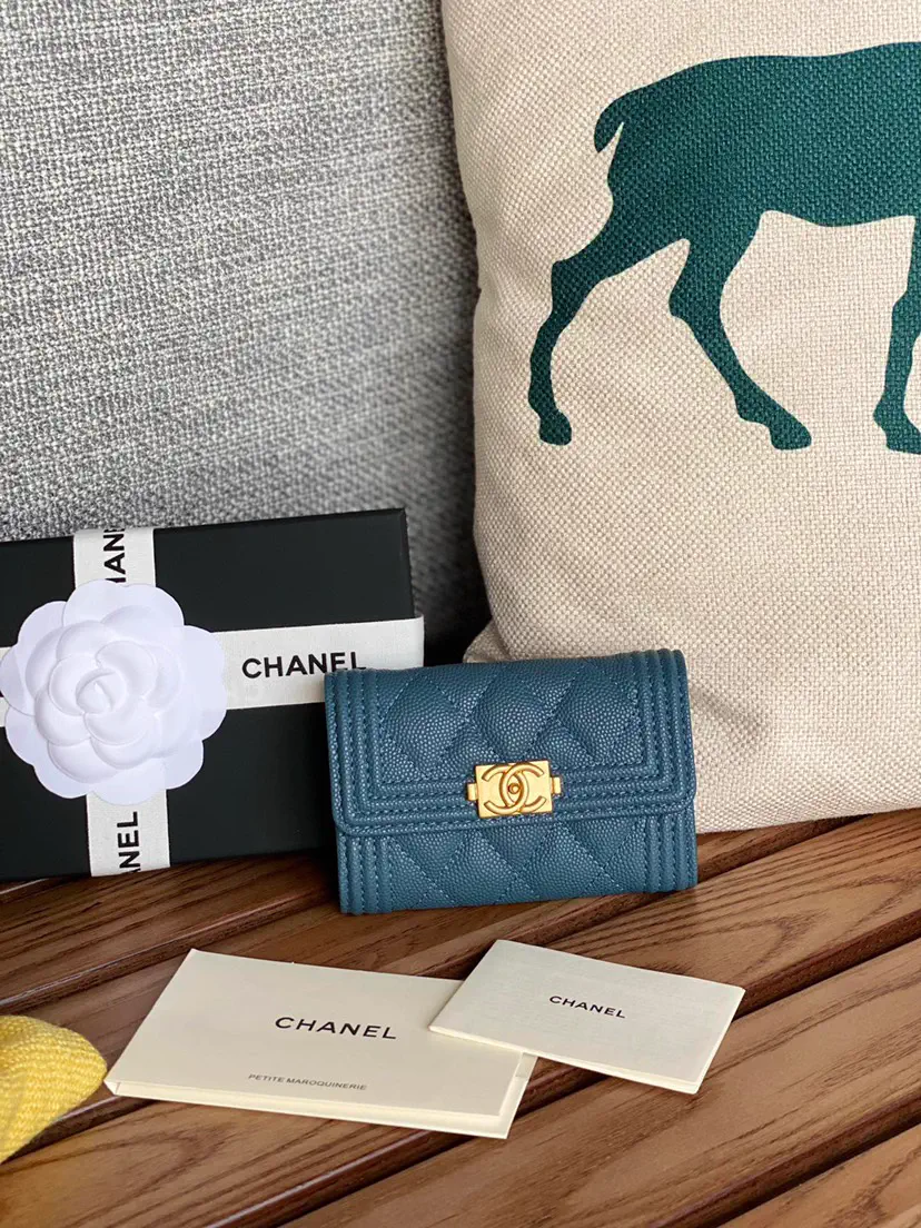 Chanel Quilted Card Holder image 1