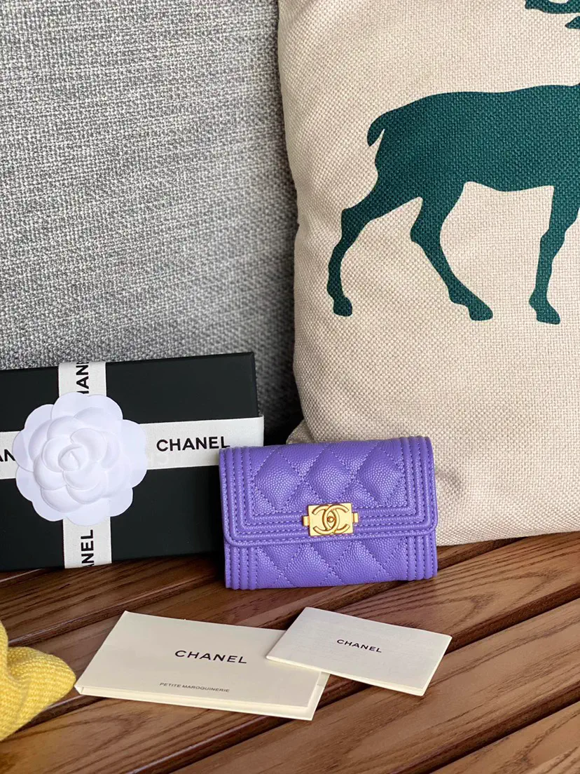 Chanel Quilted Card Holder image 1