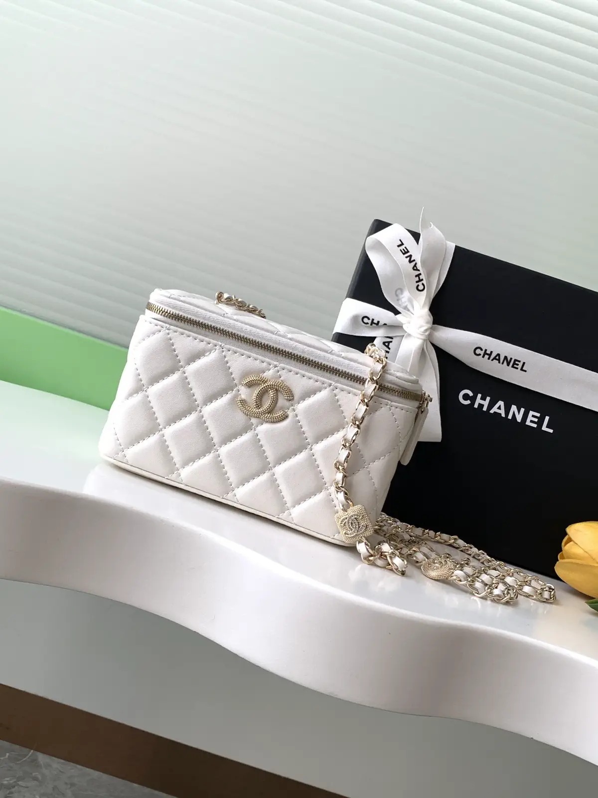 Chanel Quilted Chain Box Bag image 1
