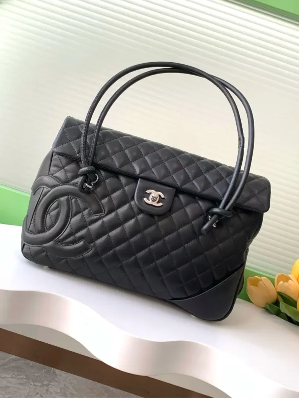 Chanel Quilted Shoulder Bag image 1