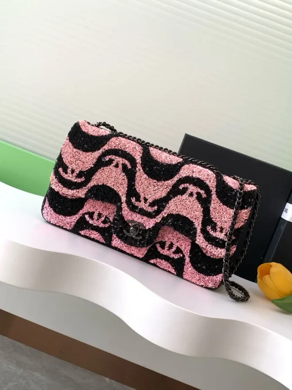 Chanel Sequin Wave Pattern Chain Shoulder Bag image 1