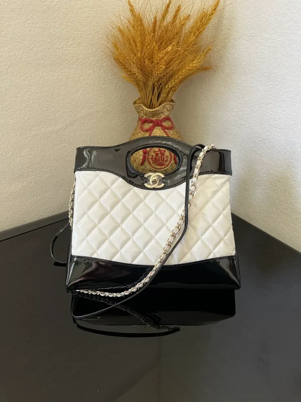 Chanel Mini 31 Bag Quilted Patent Crossbody Bag image 1